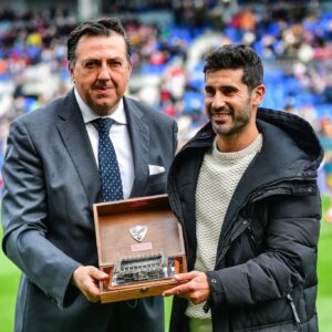 Entrega réplica Estadio S.D. Huesca