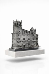 Miniatura de la fachada del Ayuntamiento de Huesca