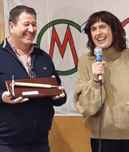 Entrega del trofeo de Montaña