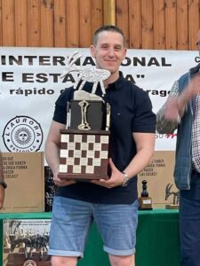Entrega trofeo del Open Internacional Estadilla